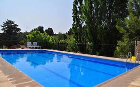 Casa rural El Salero Piscina campo de fútbol y voley chimenea barbacoa